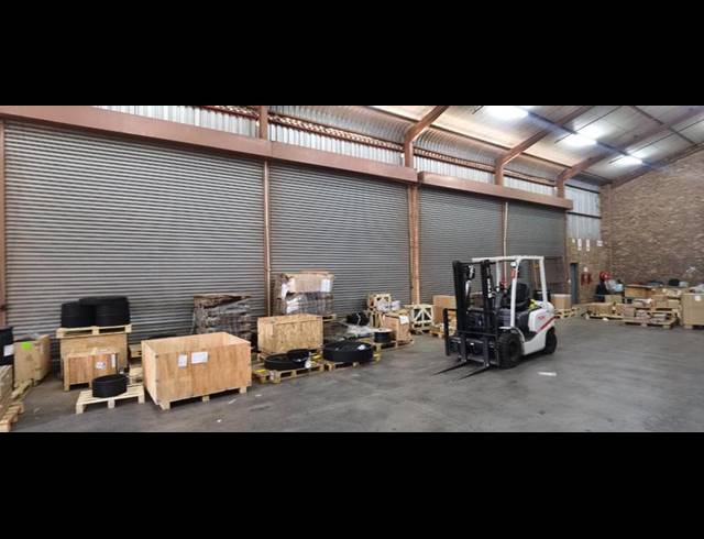 INDUSTRIAL PROPERTY TO RENT IN SILVERTON